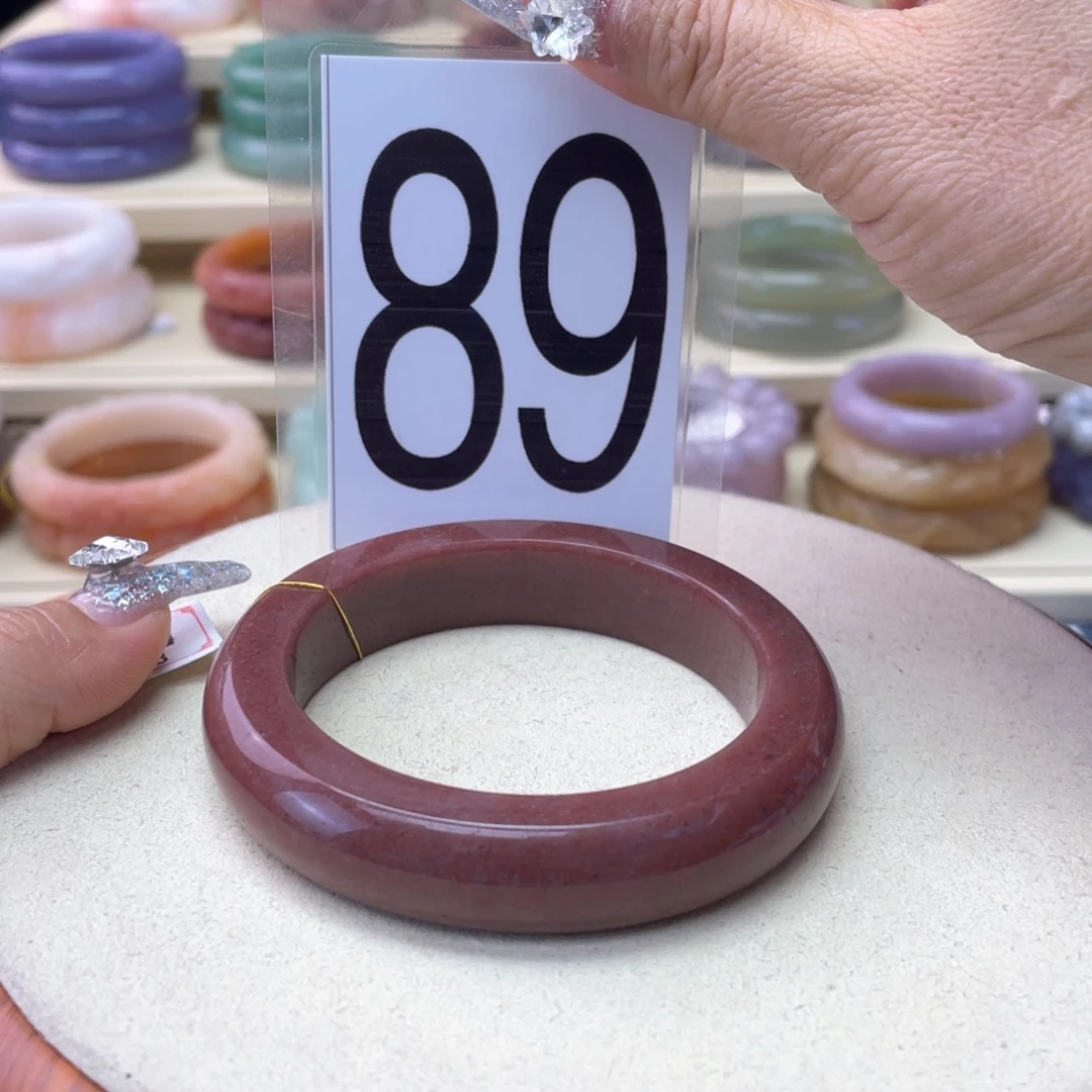 石英岩玉未镶嵌手镯