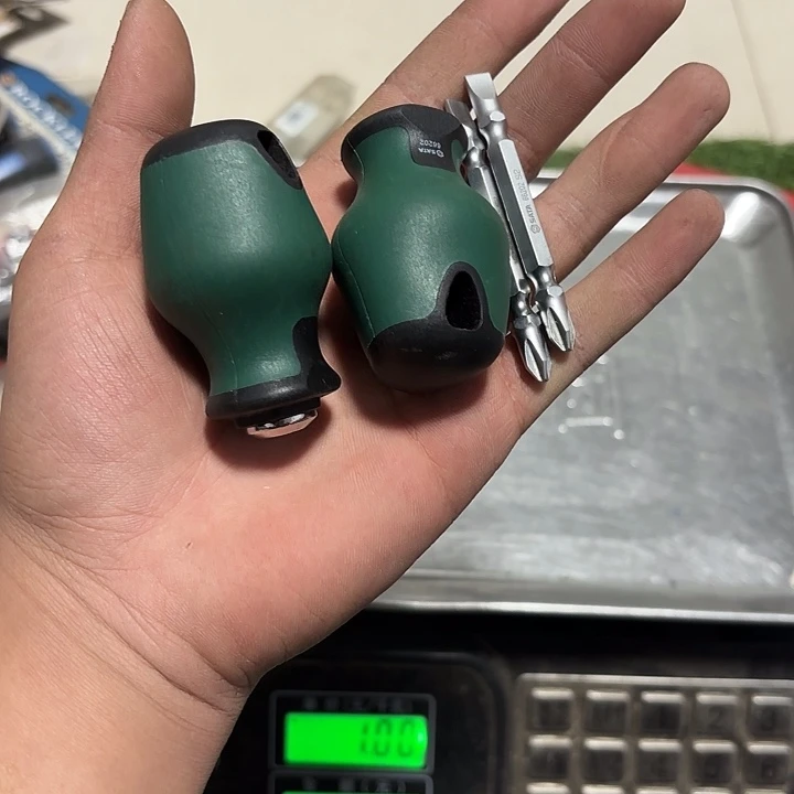 世达萝卜头两个闪购