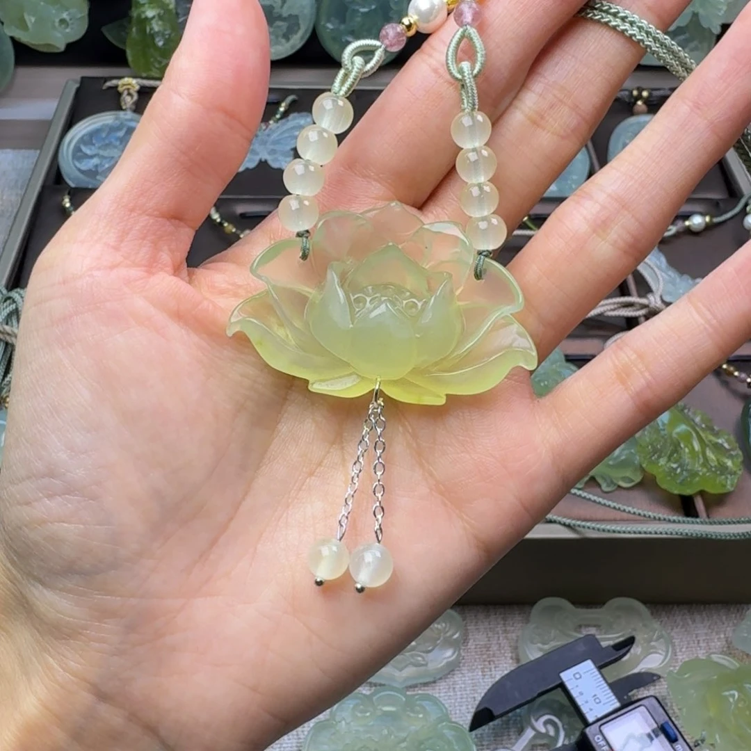 蛇纹石玉未镶嵌项链