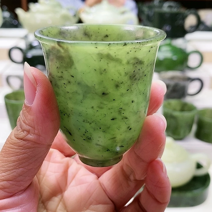未镶嵌和田玉挂件若*茶杯