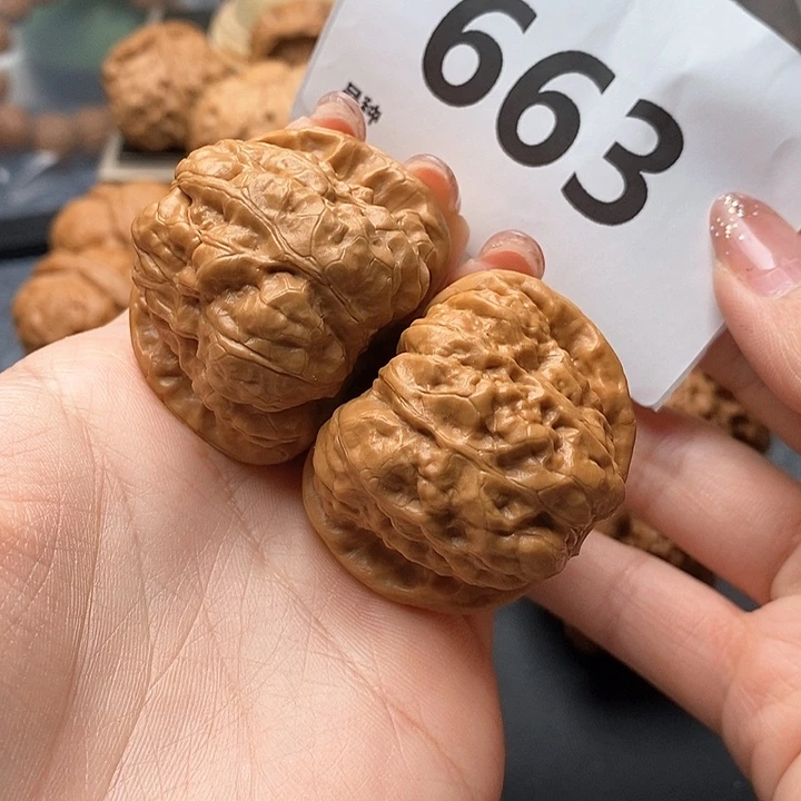 文玩核桃吊坠663-4.2尺蛙蛙