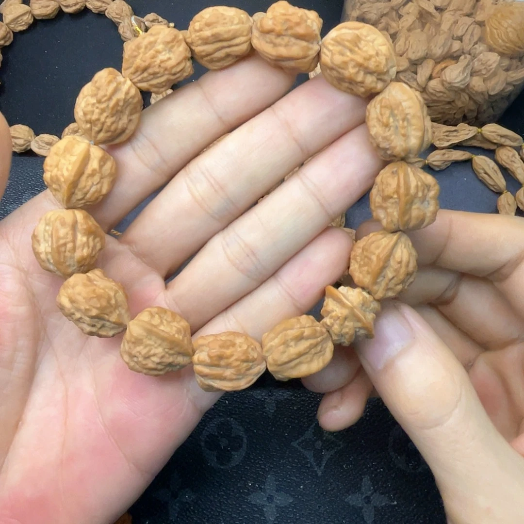 小***乐桃核手串嵩山蛤蟆头无修无泡药