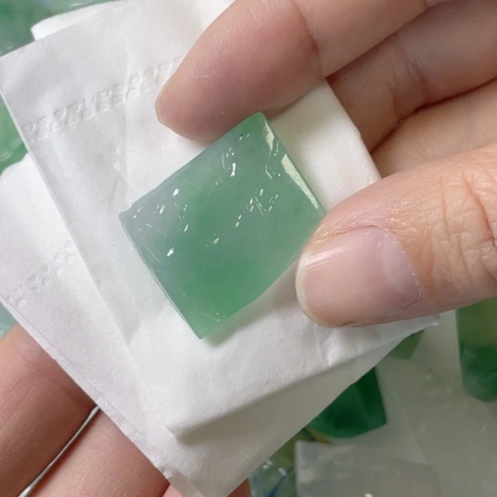 定制翡翠未镶嵌包工