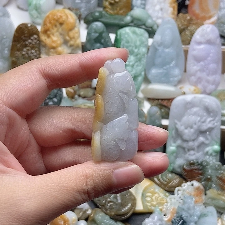 翡翠未镶嵌颈饰翡翠