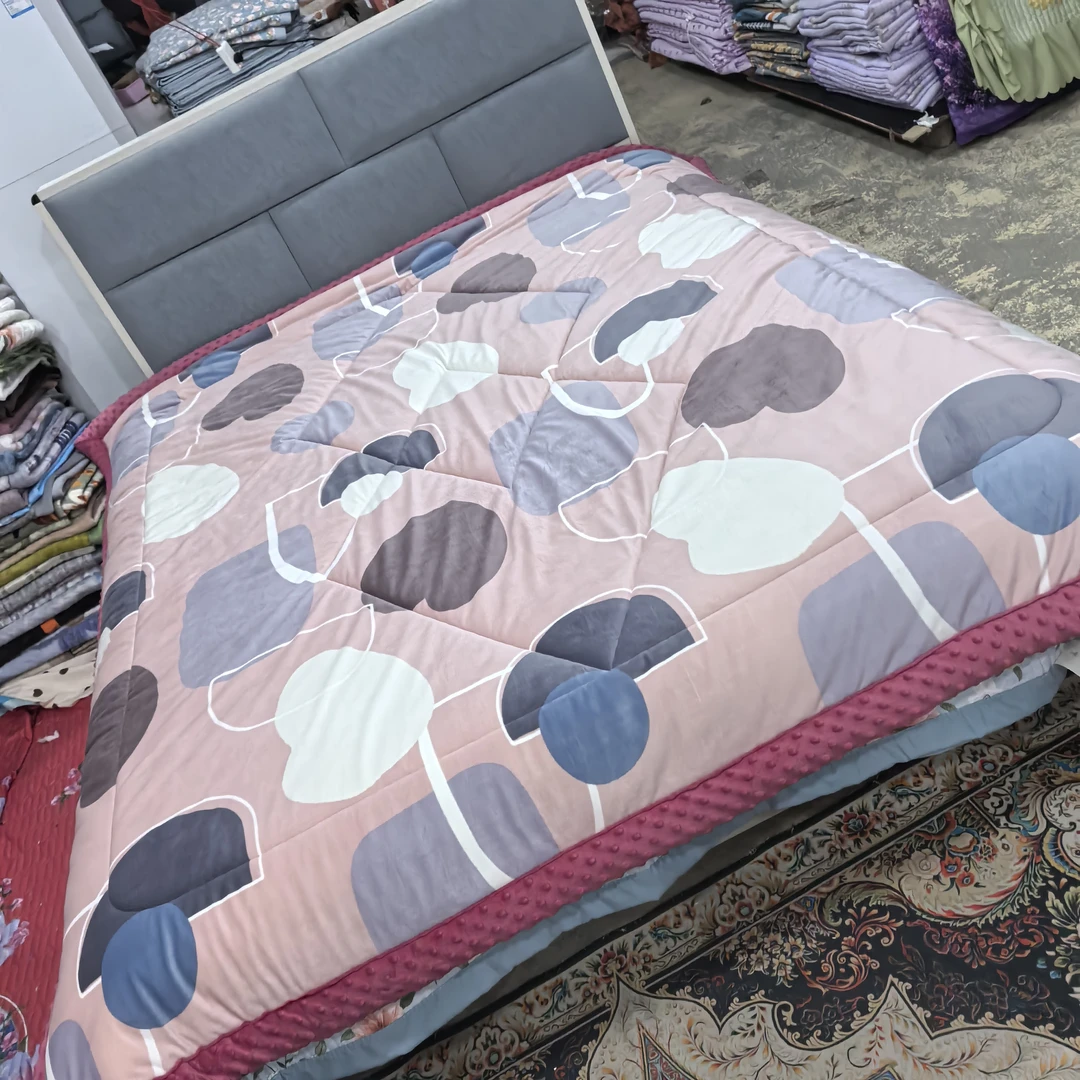 牛奶绒豆豆被（粉色几何爱心）2米✕2.3米