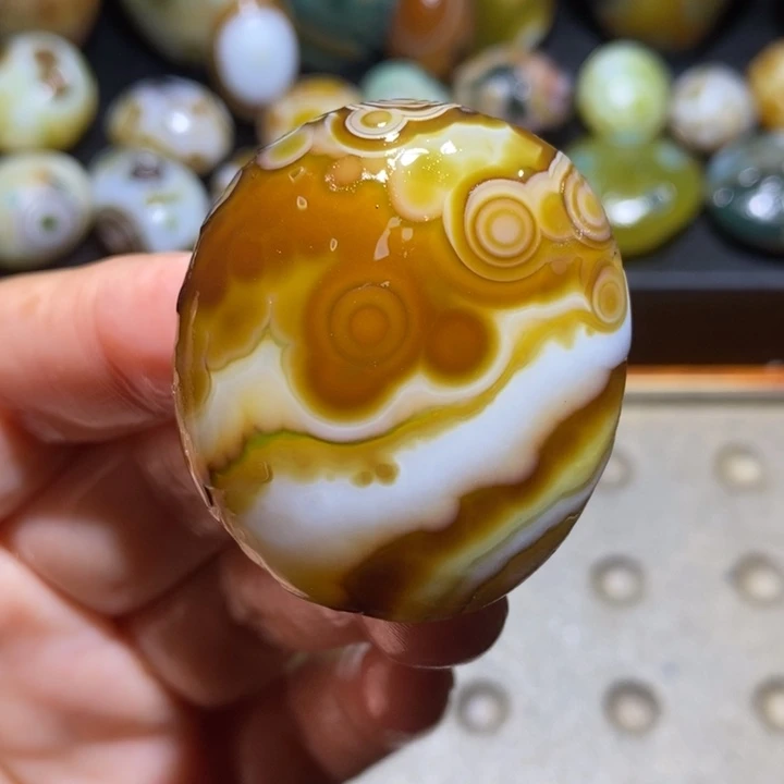 未镶嵌玛瑙/玉髓珠宝半成品23