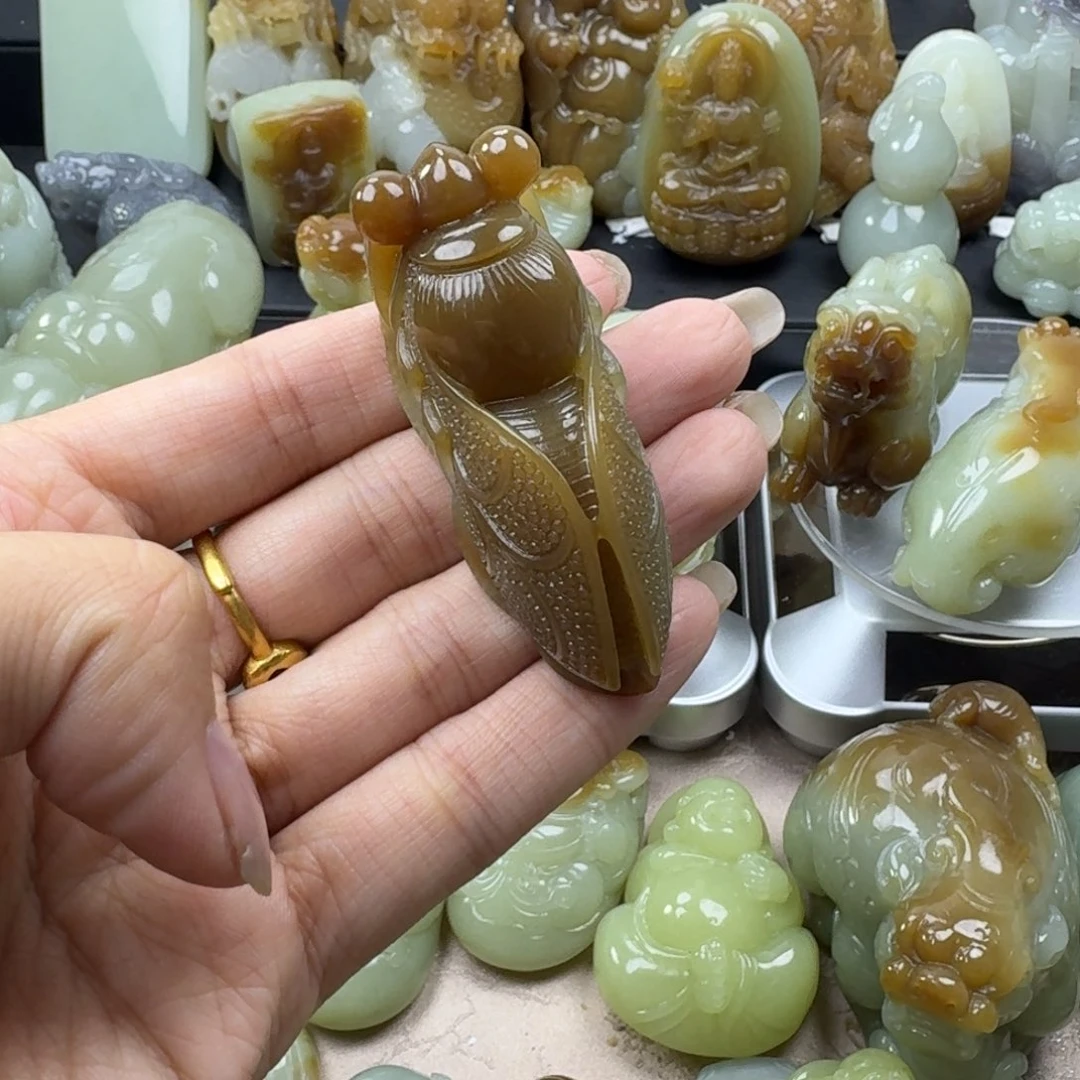 和田玉未镶嵌挂件