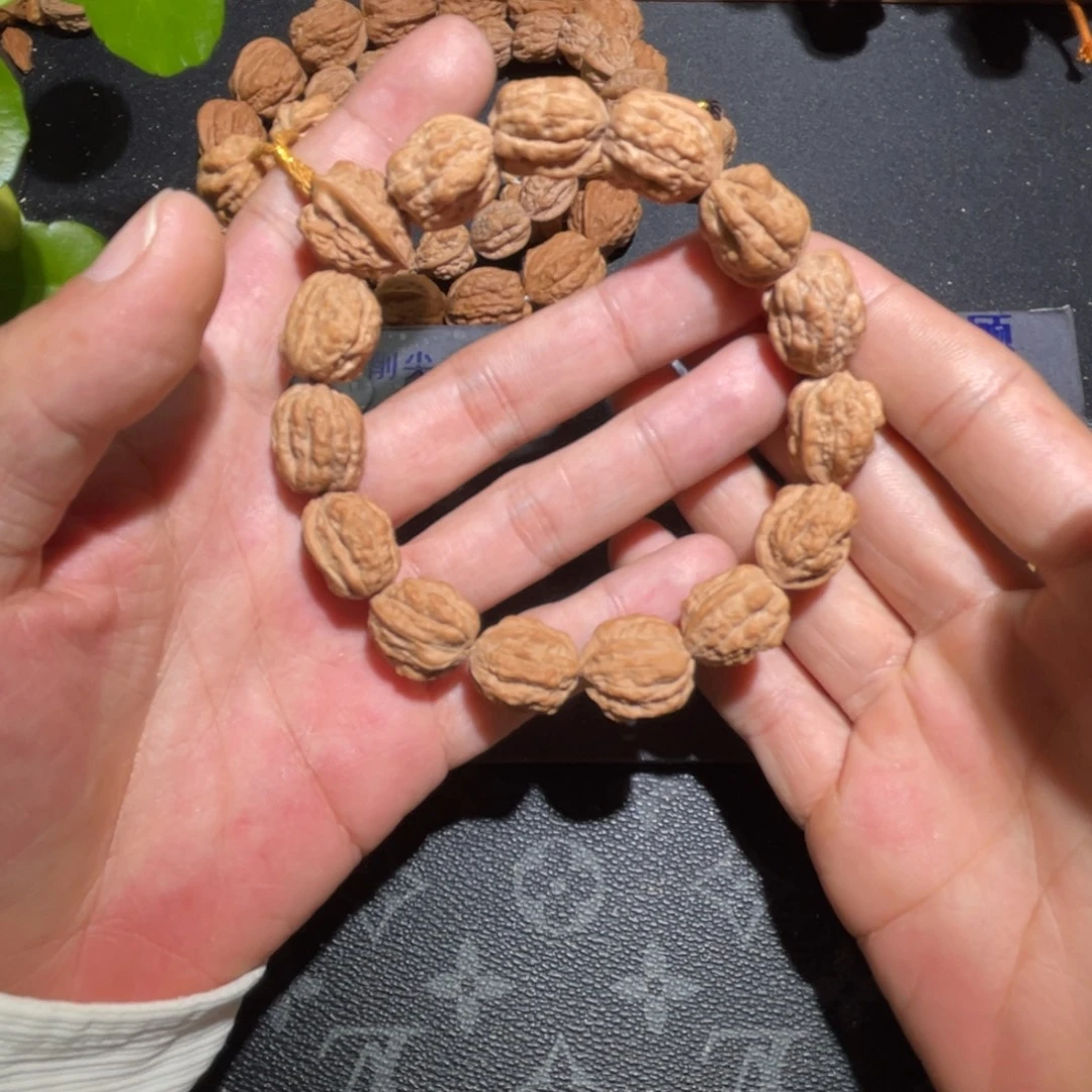 O***n手串文玩核桃嵩山蛤蟆头无削尖无任何科技15➕