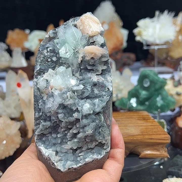 珠宝半成品未镶嵌水晶