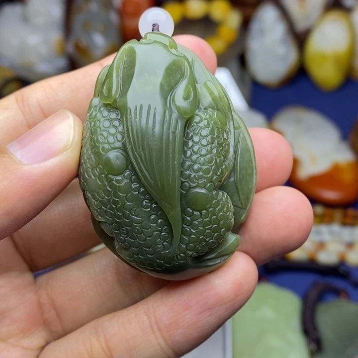 和田玉未镶嵌珠宝奇石