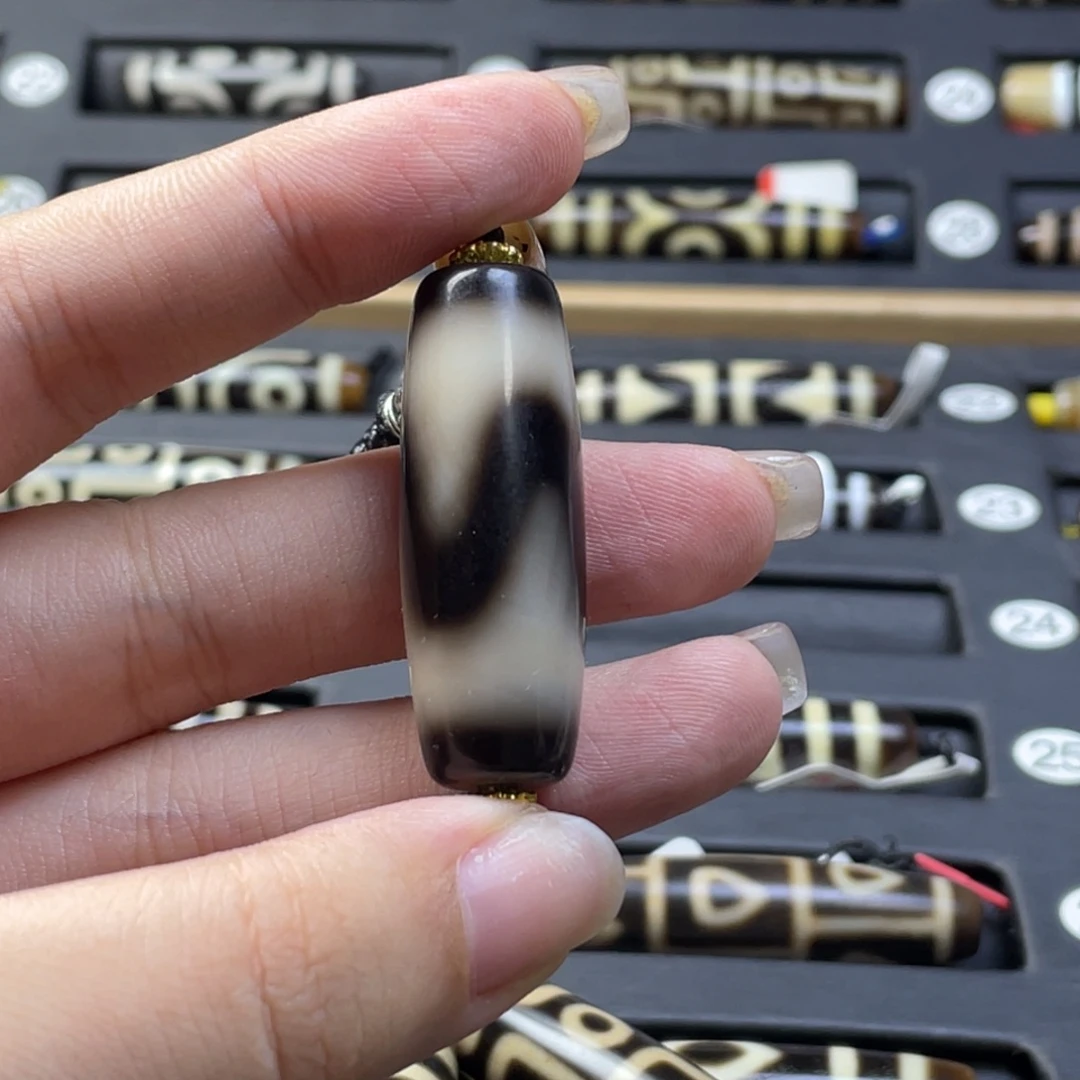 翡***芯玛瑙/玉髓未镶嵌颈饰