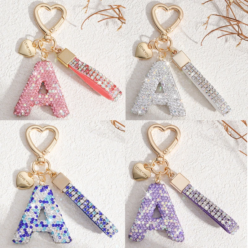 欧美爱心镶钻字母钥匙链女士包包车钥匙吊坠饰挂件字母钥匙扣批发
