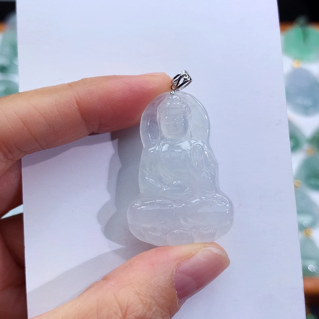 翡翠18K金镶嵌颈饰翡翠吊坠