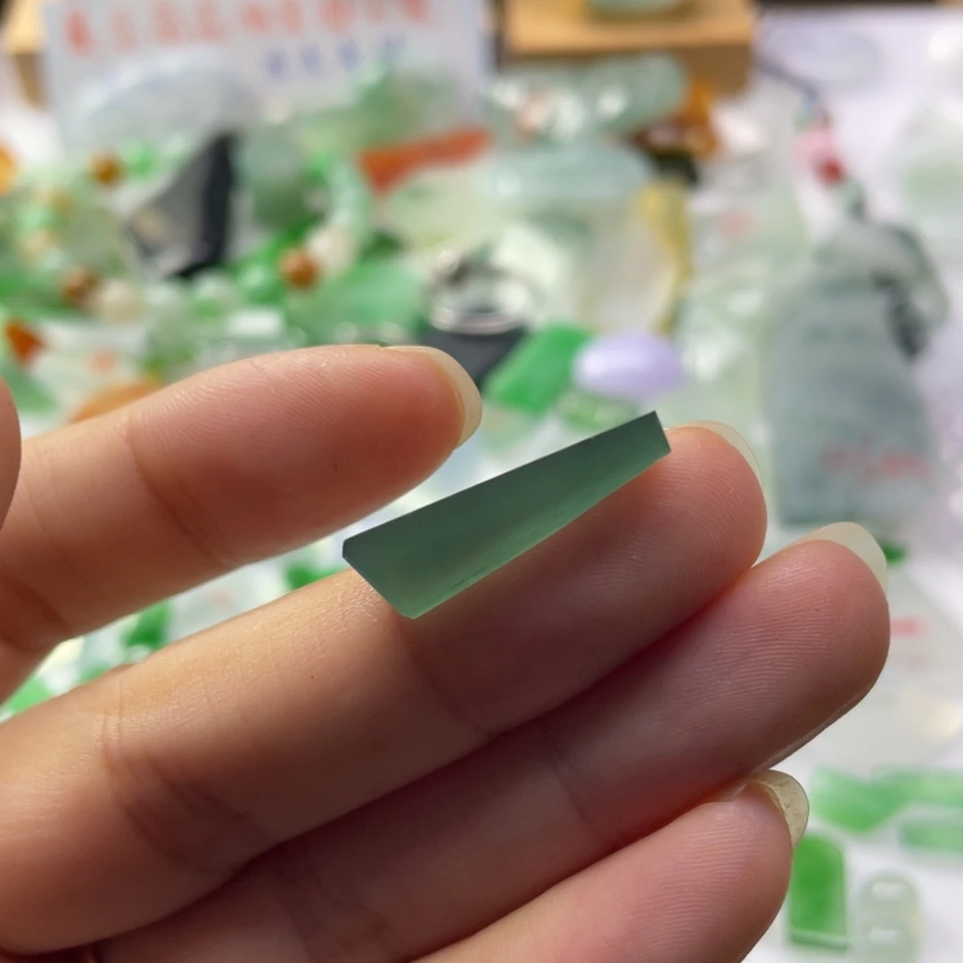 定制翡翠未镶嵌天然缅甸翡翠