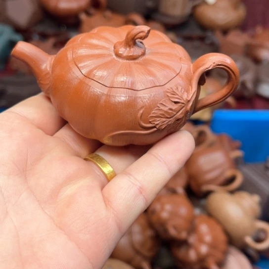 紫砂茶壶紫砂……………………