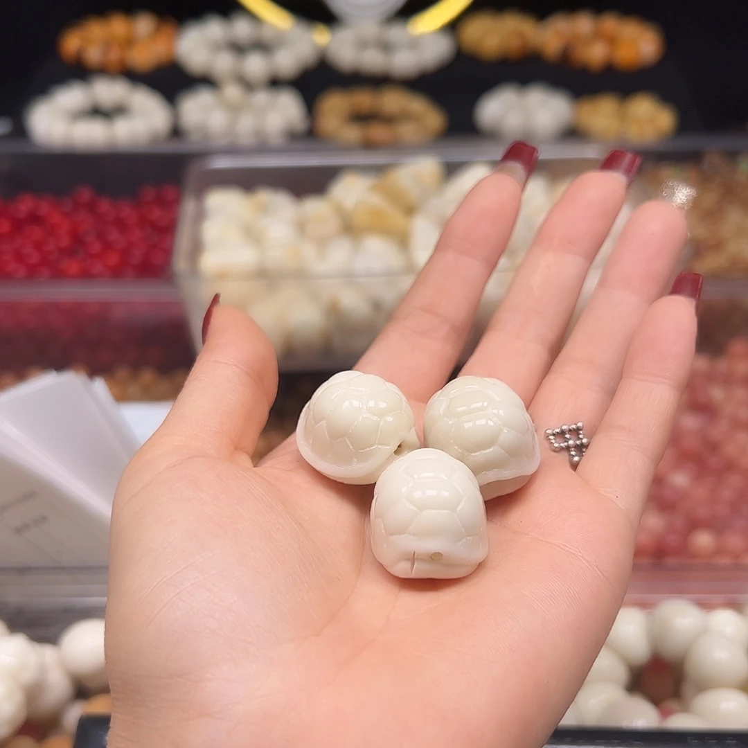 手串菩提根/象牙果瑕疵白富甲3颗有裂