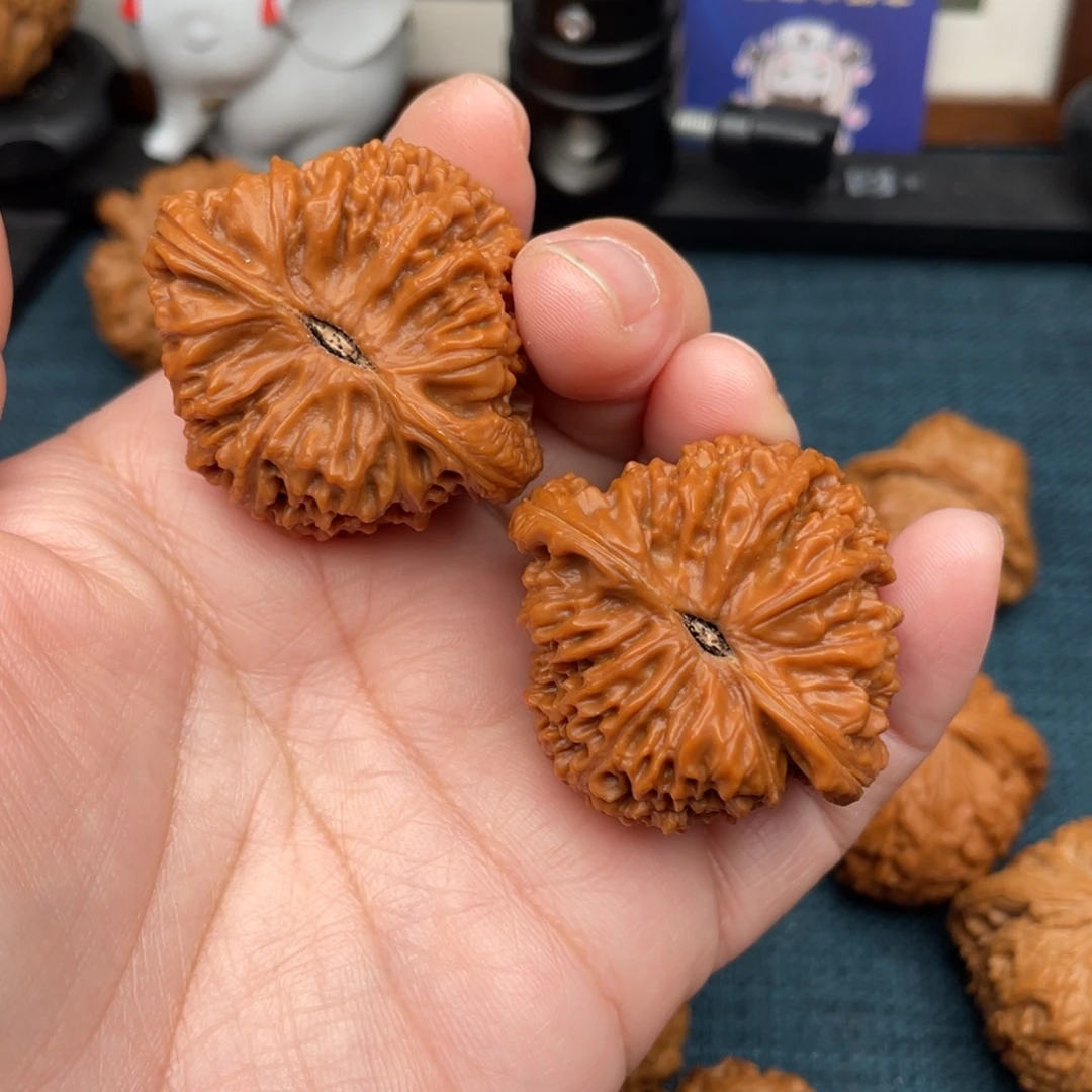 账***销文玩核桃把件全品南疆石43