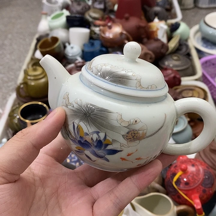 陶瓷艺术品及陶瓷壶