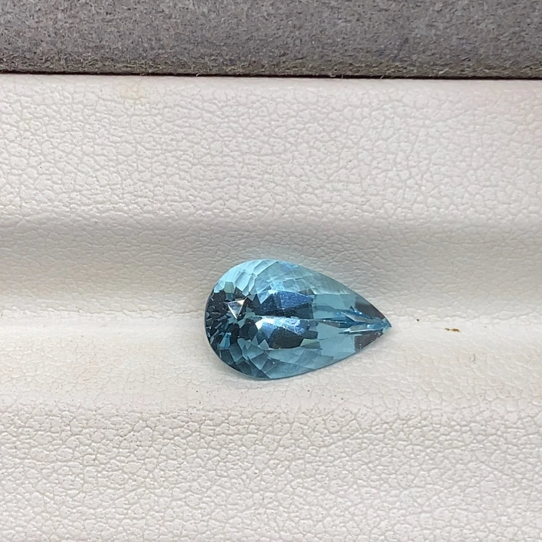 海蓝宝石裸石2.16克拉天然全净满火彩圣玛利亚海蓝宝