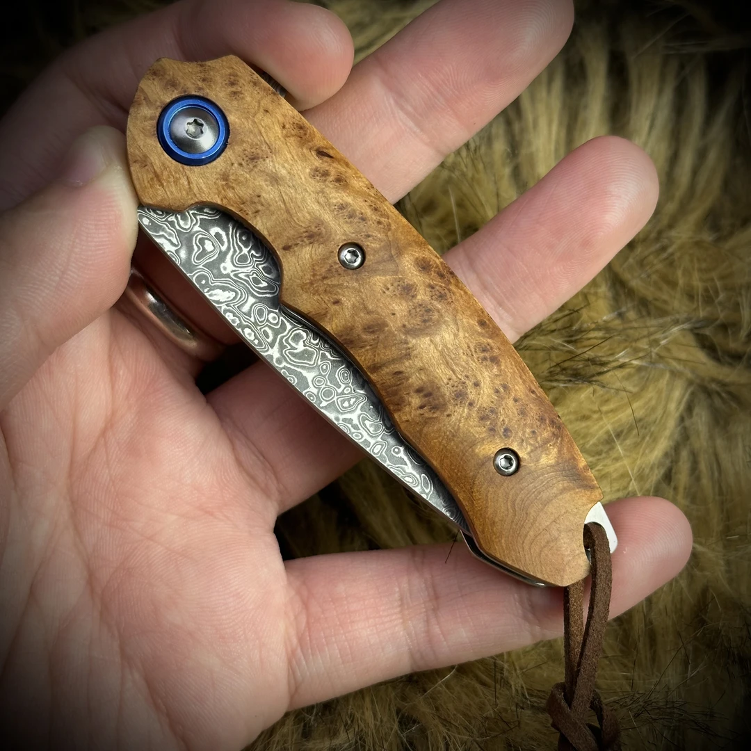 鬼眼崖柏乌钢大马士革工艺收藏刀未开刃