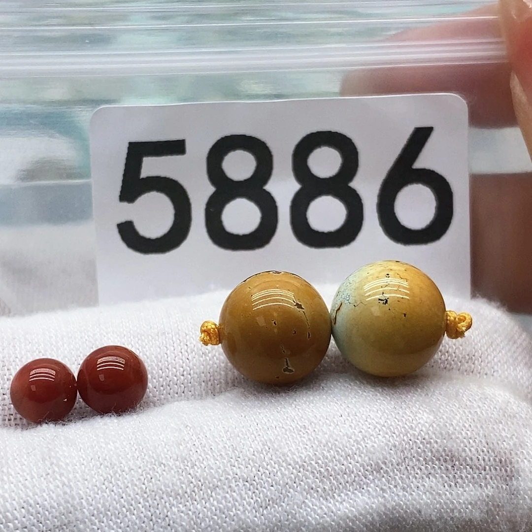 南红玛瑙未镶嵌颈饰