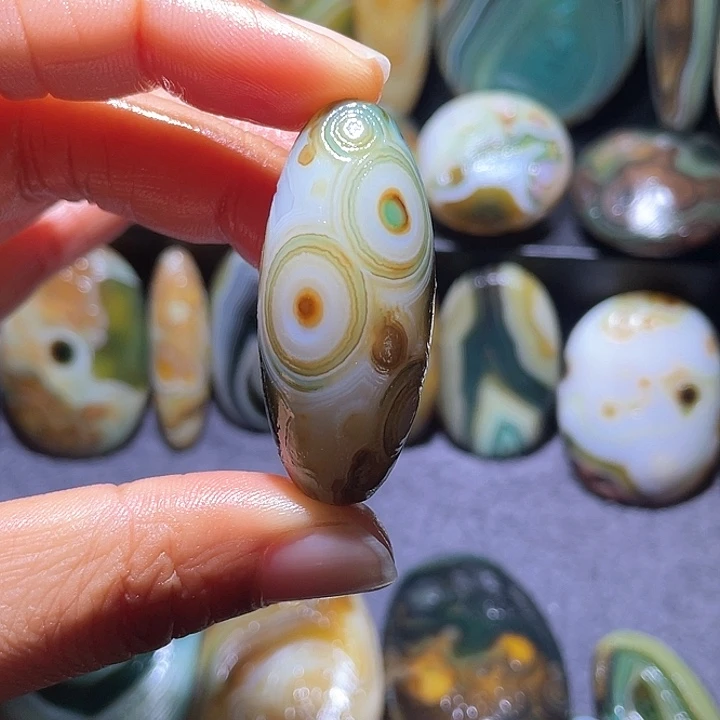 玛瑙/玉髓珠宝奇石未镶嵌