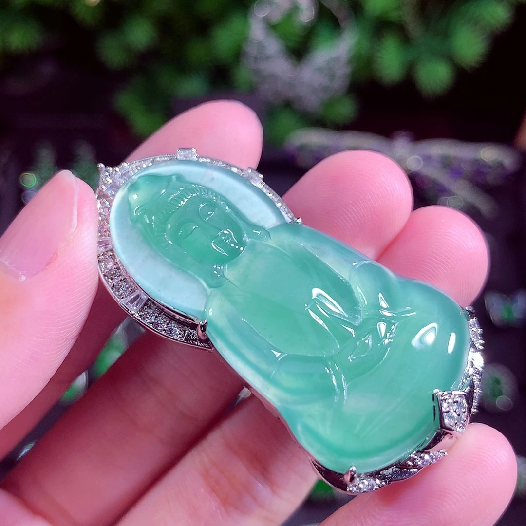 颈饰未镶嵌翡翠天然