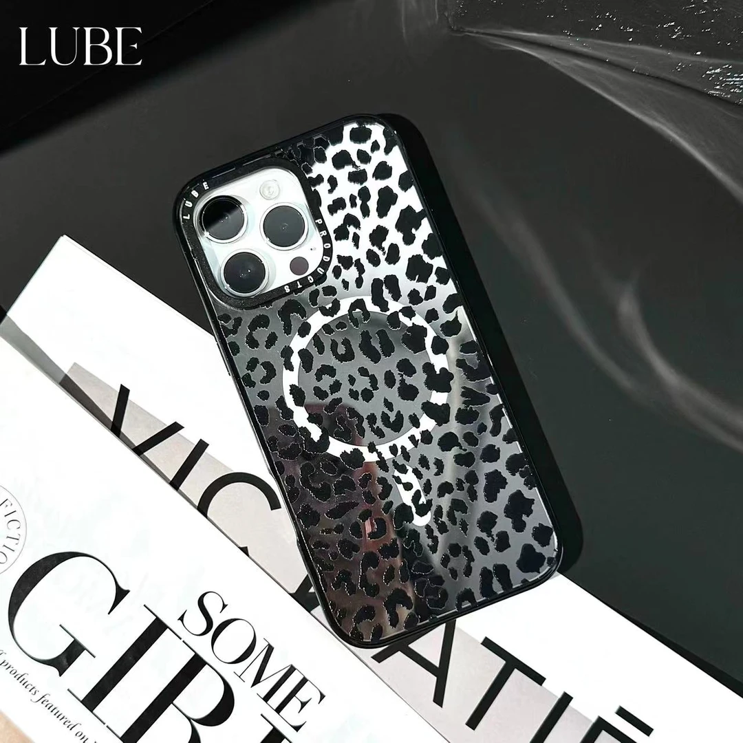 【豹系酷姐】高定套啤镜面黑边磁吸壳适用于iPhone16promax/15/14