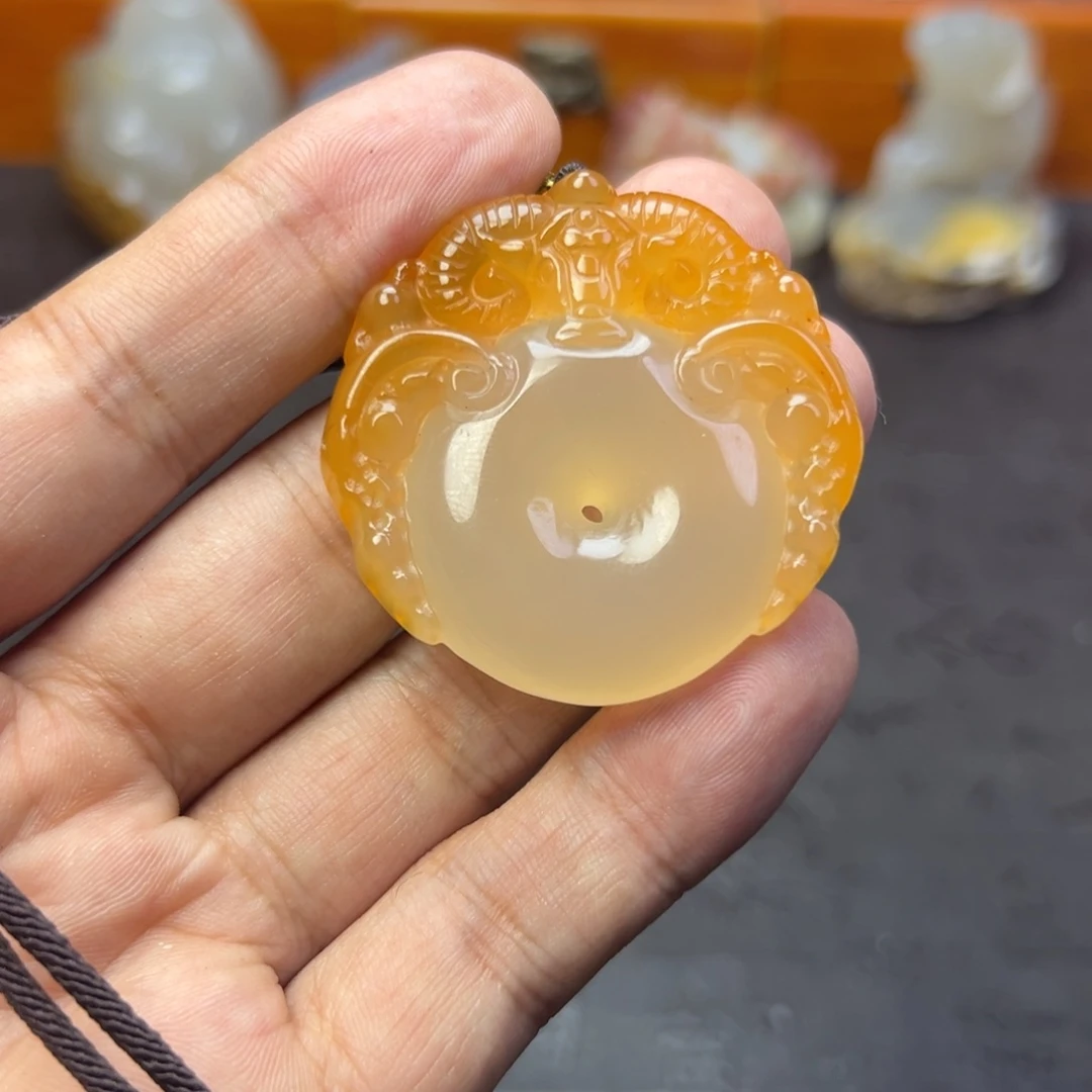 不***轻未镶嵌手把玛瑙/玉髓