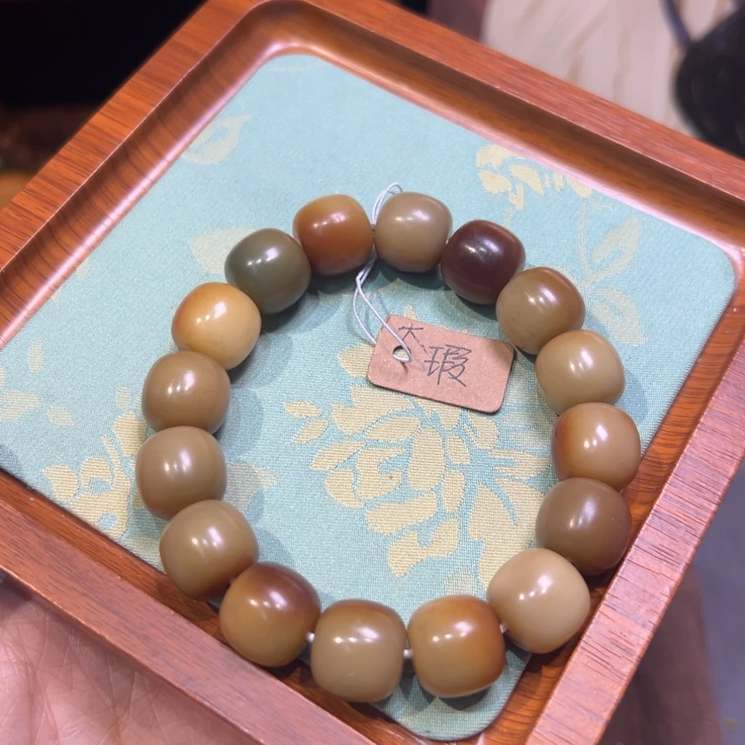 菩提籽类卡15敦煌大瑕590