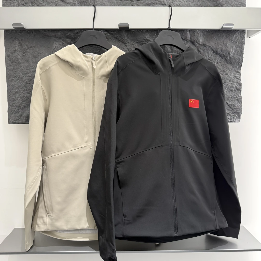 安踏【GUANJUN】休闲运动舒适厚外套简约防泼水152440609-LQ新款