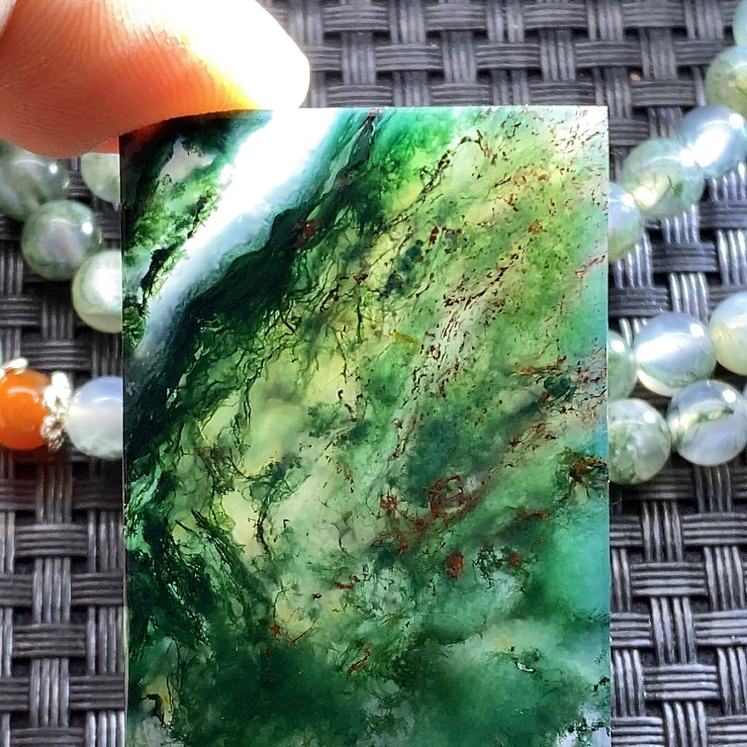 未镶嵌颈饰玛瑙/玉髓水****叫