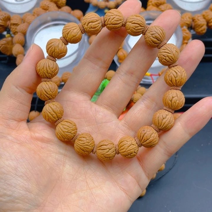 吊坠桃核精品满天星14尺寸捡漏