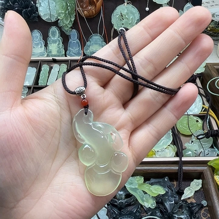 ？***？岫玉未镶嵌吊坠(赠链)