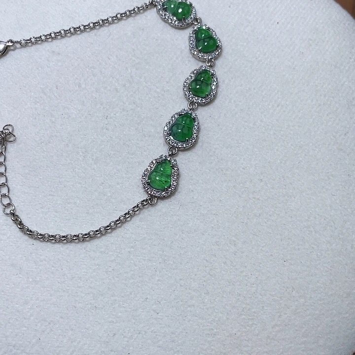 翡翠银S925镶嵌颈饰