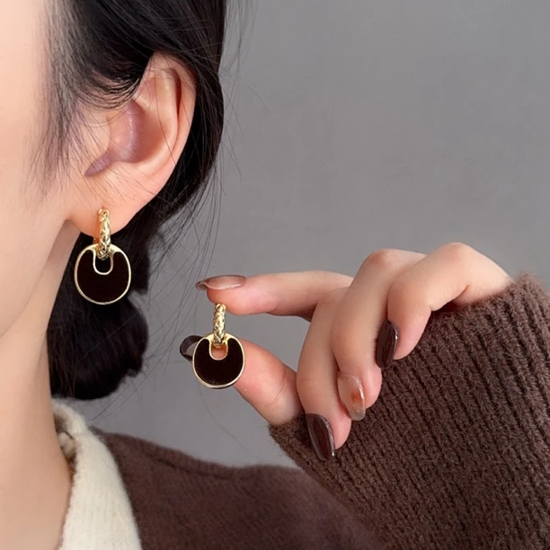 【黑糖饰品】法式复古一款多带黑金撞色小众高级感耳环E1959