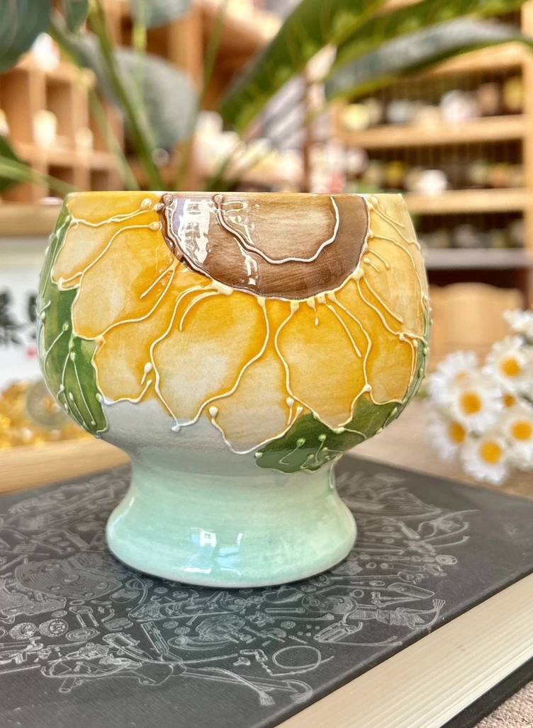 浮雕立体太阳花高脚杯