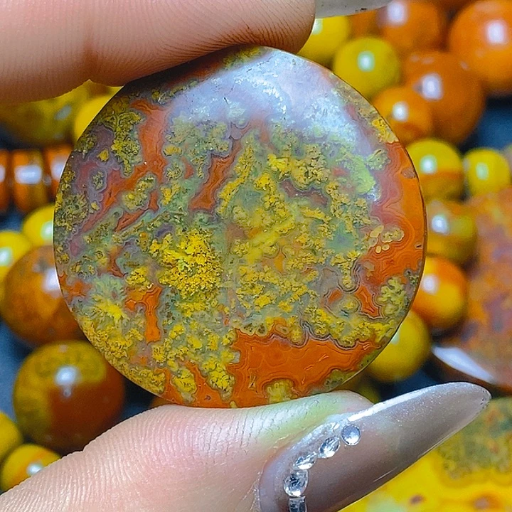 今***心玛瑙/玉髓未镶嵌战国红