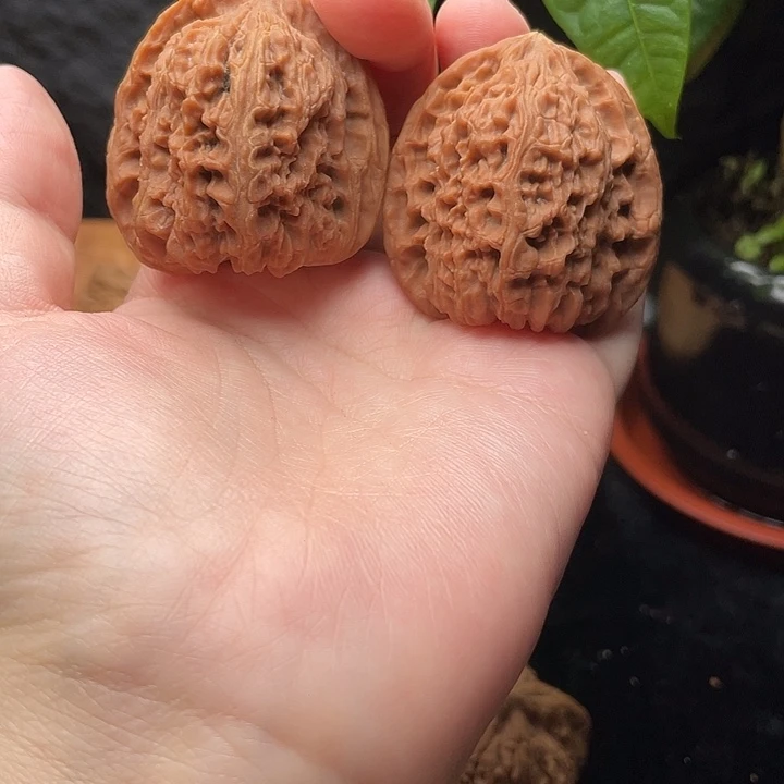 再***手文玩核桃吊坠物美价廉