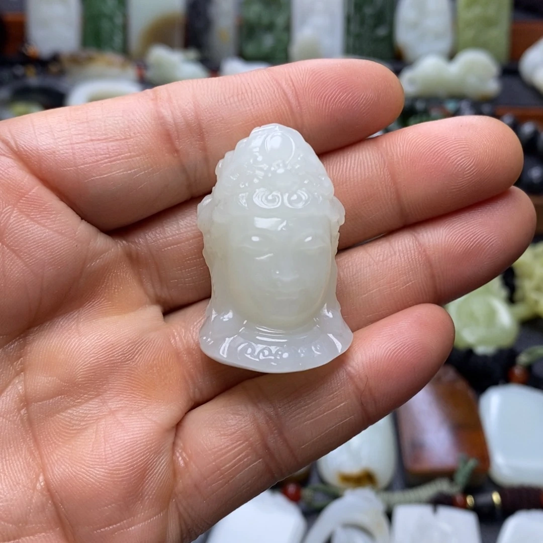 颈饰未镶嵌和田玉