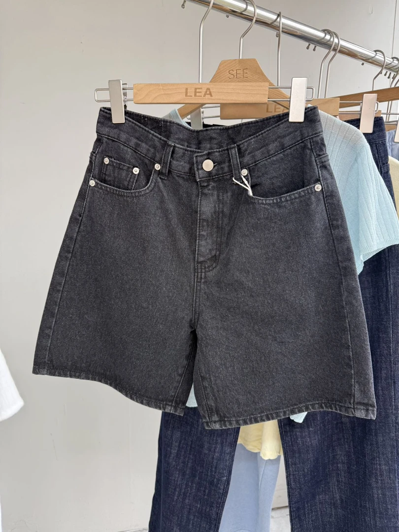 【李羊羊韩国东大门精选】夏季新款高腰显瘦牛仔短裤