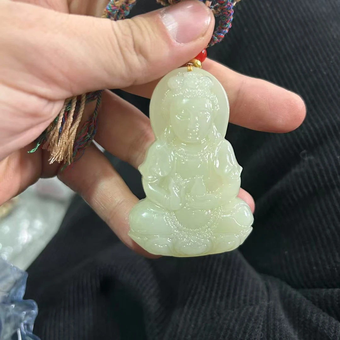 精工手编绳新疆蜂蜜水雕刻观音毛衣链多样性发其一石英质玉