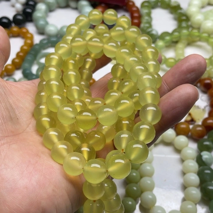 蛇纹石玉项链未镶嵌巅