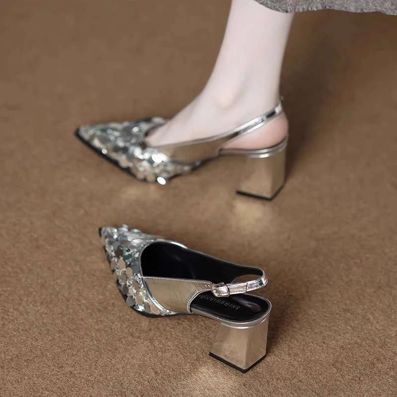 高级感亮片尖头时尚气质高跟银色单鞋女2026夏天配裙子的包头凉鞋
