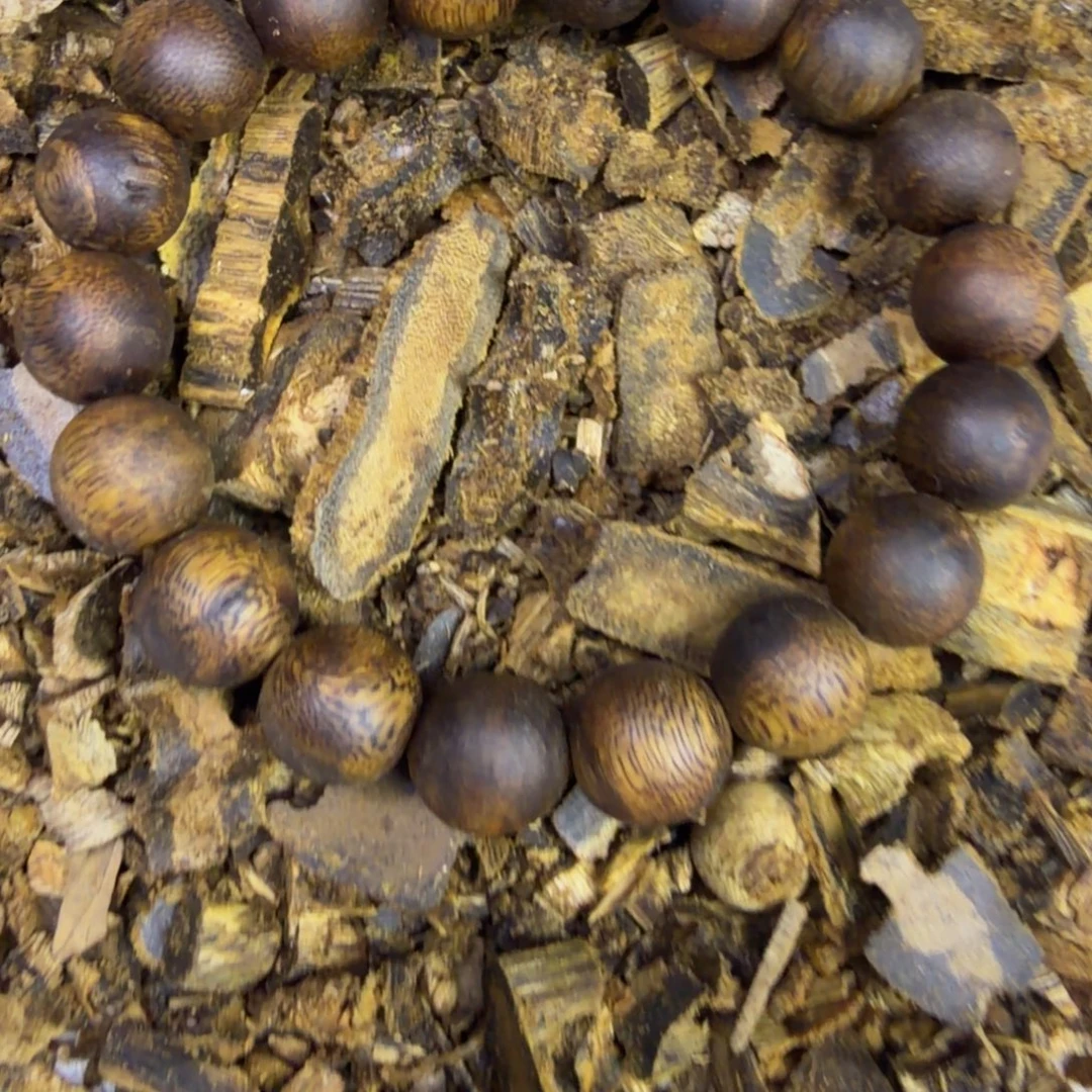 道***道沉香碎屑沉香1.2乌身圆珠单圈17