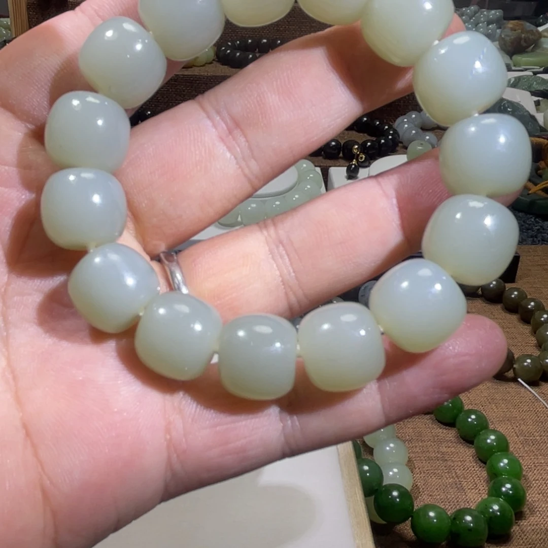 未镶嵌手链和田玉