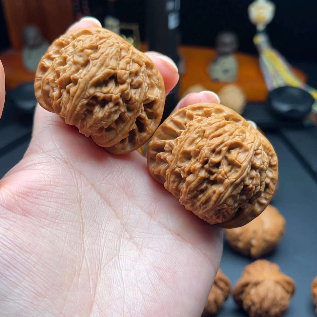 把件文玩核桃47白狮子打底