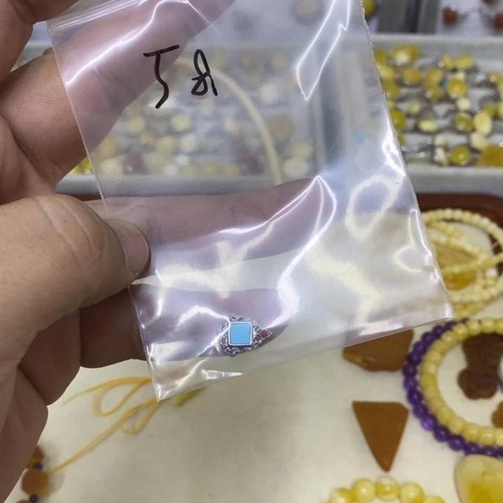 蜜蜡银S925镶嵌裸石吊坠