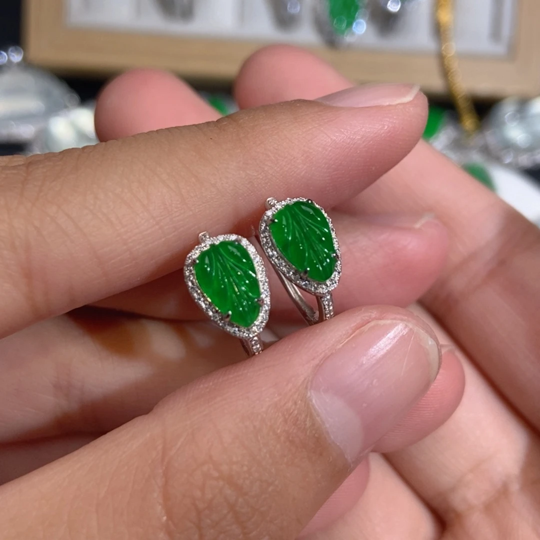 翡翠18K金镶嵌耳饰天然缅甸A货翡翠