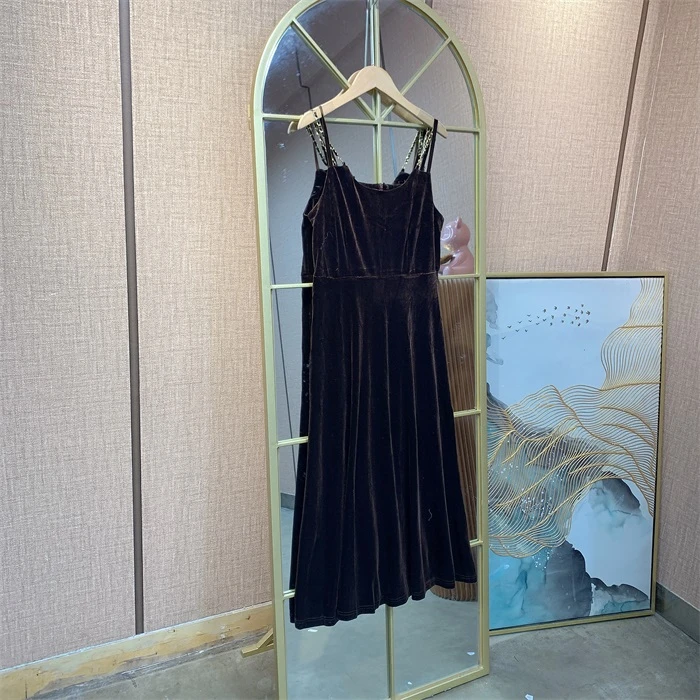 UU248深棕色孕妇裙子 90-110